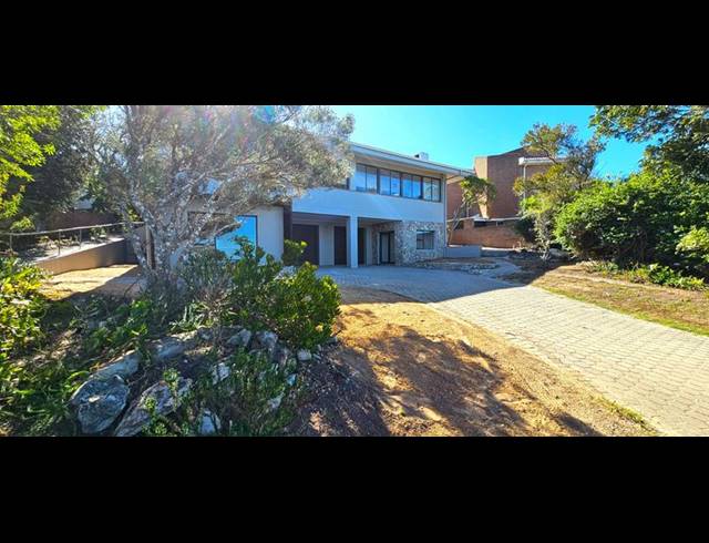 4 BEDROOM HOUSE FOR SALE IN STILBAAI-WES